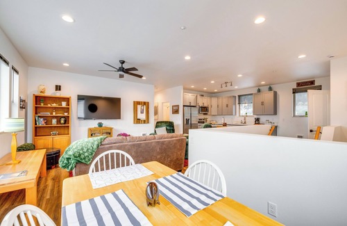 Garibaldi Apartment | Walk to Marina: Tillamook Bay Apt w/Water Views!