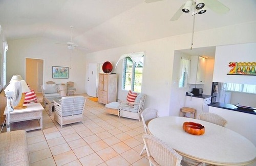Kekaha Cottage | Walk to Ocean.Privacy. Classic Hawaiian Cottage . - TVNCU #1292