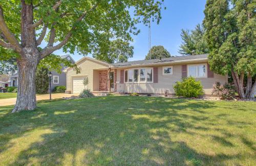 Waterloo House | Walk to Park Waterloo Home with Furnished Deck