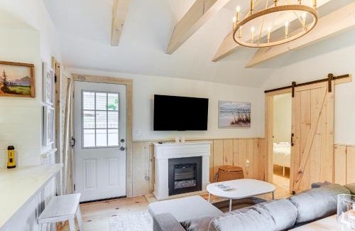 Osterville House | Walk to Shops and Dining Cozy Osterville Cottage
