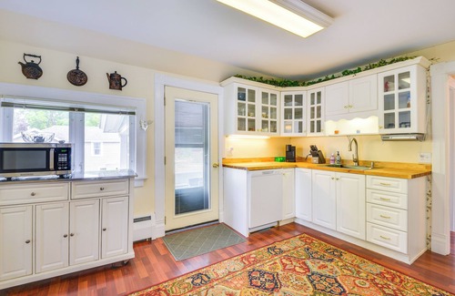 Clayton House | Walk to St Lawrence River: Clayton Apt w/Porch!