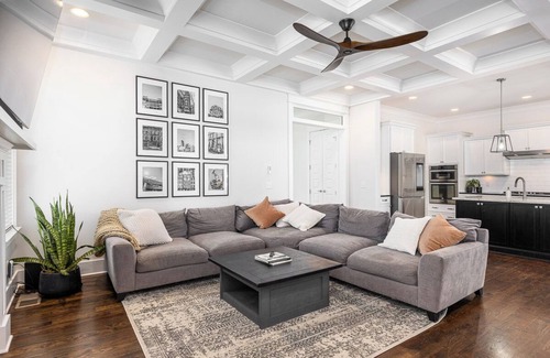 Shelby Hills House | Walk to Stadium & Downtown/King Beds/Porches/Cardio Equip