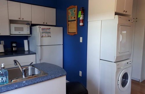 York Cottage | Walk to Stanhope Beach from our private 2 bedroom well equipped cottage.