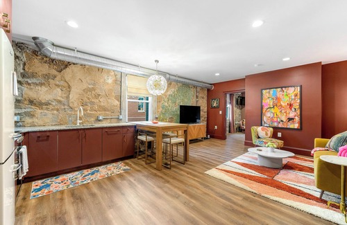 Stone Mountain Historic Village Condo | Walk to Stone Mountain Park! Historic Loft in Downtown Stone Mountain