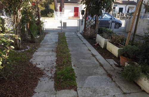 Punta Marina Apartment | Walk to the beach! 5 bed apartment, ground floor with parking space.