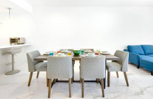 El Tezal Apartment | Walk to the beach, great location