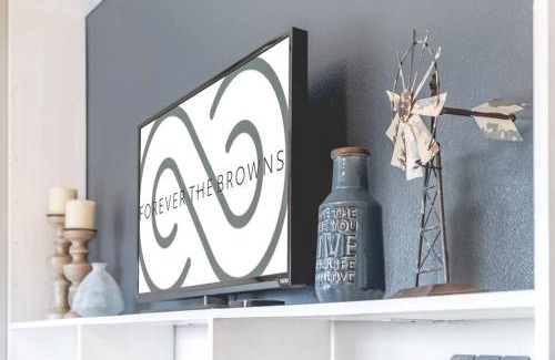 North End Apartment | Walk to the waterfront! The Cozy Cottage