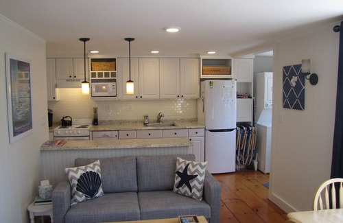 Nantucket Town Cottage | Walk to Town! Bike or Bus to Beach! Charming Cottage- Leeward- on Private Lane
