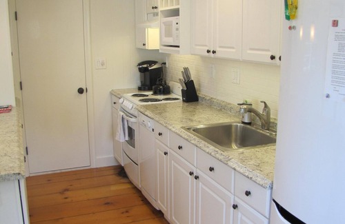 Nantucket Town Cottage | Walk to Town! Bike or Bus to Beach! Charming Cottage- Leeward- on Private Lane