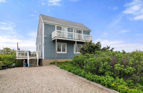 North Truro House | Walk to Water-Dazzling Sunsets on the Bay
