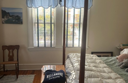 Saint Davids House | Walk To Wayne- With all its Small Town Charm
