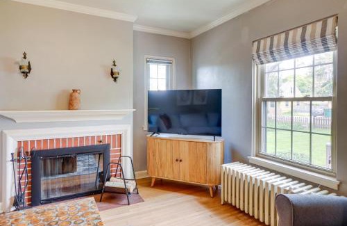 Thiensville House | Walkable Thiensville Retreat Near Hiking!