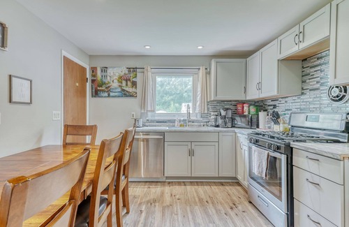 Rochester House | Walkable to RIT/Comfortable Stay near university