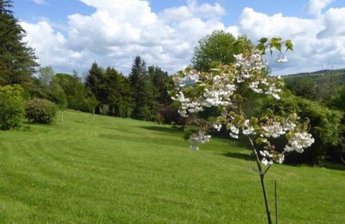 Michelcombe Apartment | Walkers Retreat with garden and views