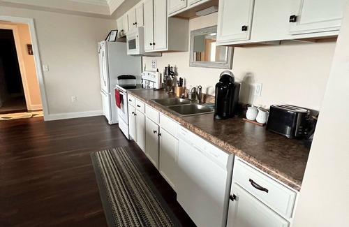 Christiansburg House | Walkout suite with private pool, close to I-81, VT, RU, aquatic center & Rec