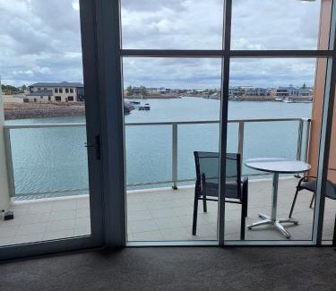 Wallaroo Apartment | Wallaroo Marina Executive Apartments