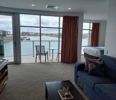 Wallaroo Apartment | Wallaroo Marina Executive Apartments
