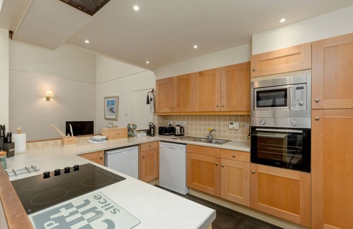 Slate Islands Cottage | Walled Garden Mews 8 - a mews cottage that sleeps 6 guests in 2 bedrooms