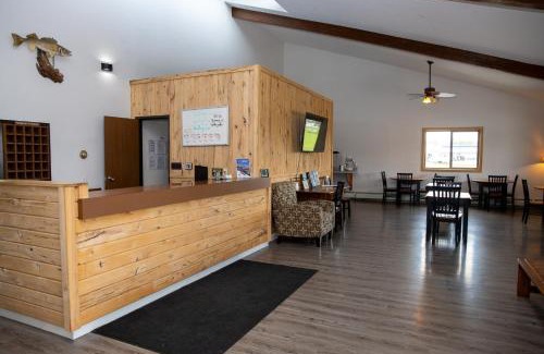 Baudette Hotel | Walleye Inn