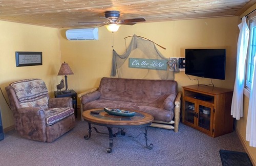 Isle Cabin | Walleye Lodge Cabin on Lake Mille Lacs