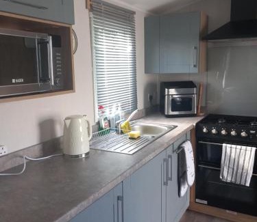 Newton Resort | Walnut 65 - Porthcawl