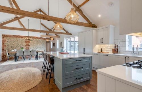 Foxley House | Walnut Tree Barn