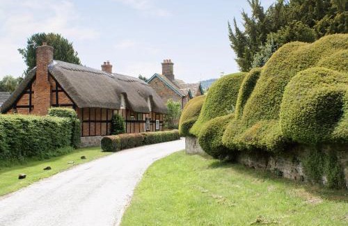 Brampton Bryan House | Walnut Tree Cottage