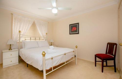Hillvue House | Waltzing Matilda