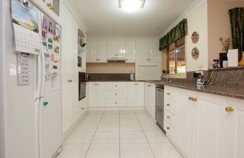 Hillvue House | Waltzing Matilda - Hillvue