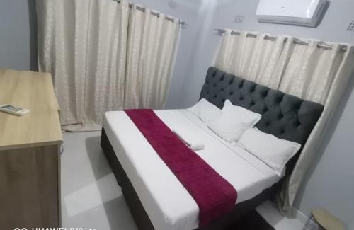 Livingstone Villa | Wamz Apartments And Tours B