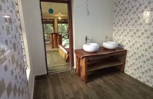 Eastern Region Apartment | Wanale Falls Lodge