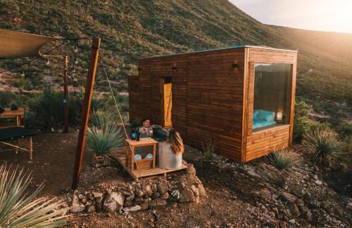 Saltillo Apartment | Wander Cabins, Cabaña con Vista Única a la Sierra de Artega