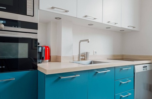 Saint-Lambert Apartment | Wanderer's Retreat, by Veeve