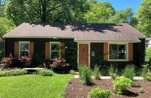 Evanston Cottage | Wanderlust Cottage