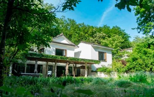 Huizhou District Hotel | Wangshan Life Diaoxueyuan Design Hotel