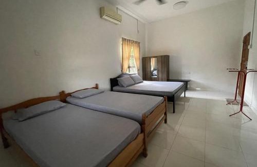 Kampung Gertak Seratus House | Wans Farm House