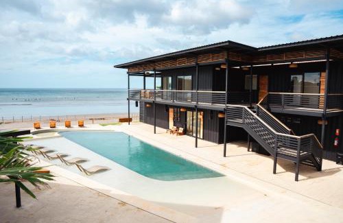 Las Escobas del Venado Hotel | Wao Beach Venao