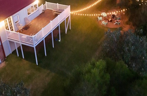 Lawson Cottage | Waratah House - Blue Mountains family friendly retreat.