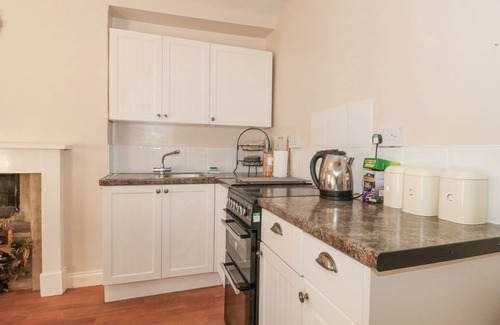 Dursley Cottage | Wards Court 2
