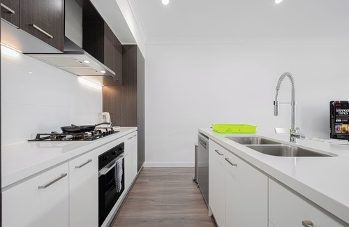 Austral House | Warm 4br house｜bathtub｜parking&WIFI