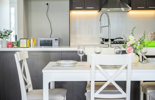 Austral House | Warm 4br house｜bathtub｜parking&WIFI
