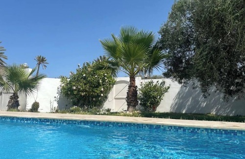 Triffa Villa | Warm and intimate villa