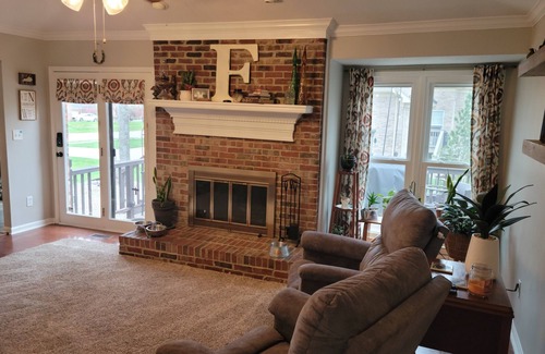 Langdon Place House | Warm and Welcoming to you and your furry companions to the Bluegrass State!