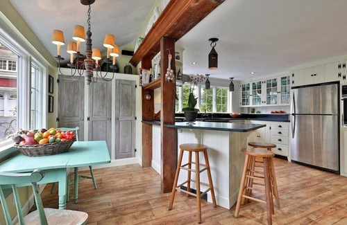 Arlington House | Warm Brook Farm+Entertainers Paradise+Hot Tub+Close To Everything+Dogs Stay Free
