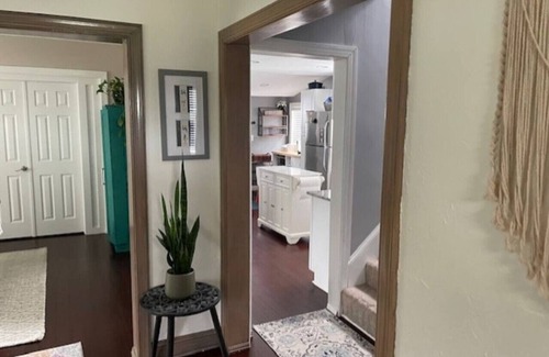 Manassas House | Warm, comfy 3 Bd/2ba w/private fenced yard