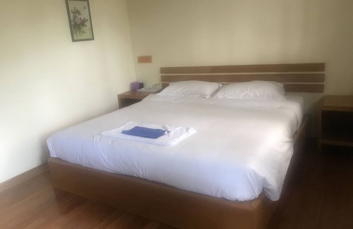 Myeik House | Warm Home