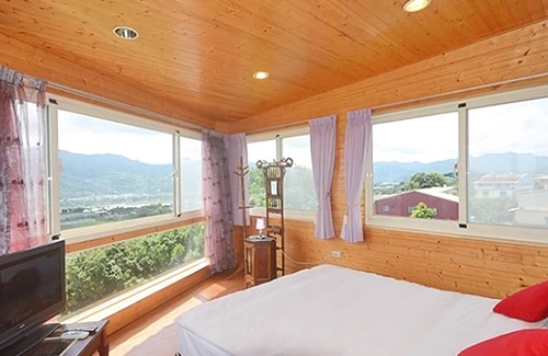 Xinshe Bed & Breakfast | Warm House Hostel
