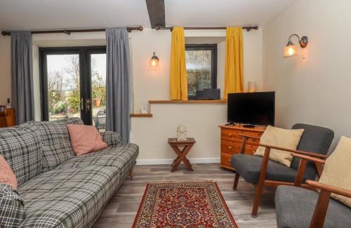 Bicton Apartment | Warren Cottage