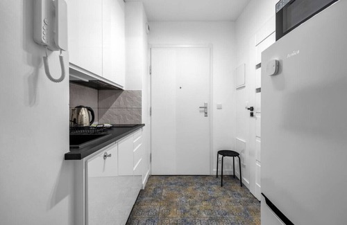 Praga Poludnie Apartment | Warsaw Targowa Studio - Balcony, Top Location, PGE - by Rentujemy