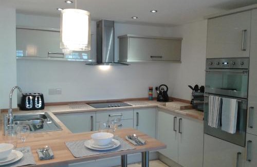 Warwick Town Centre Apartment | Warwick Market Place Apartment